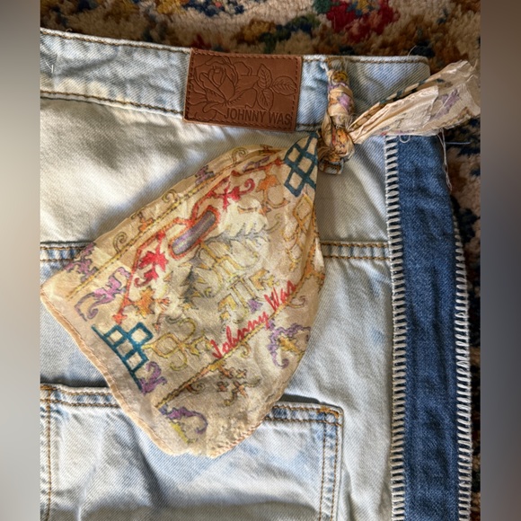 Johnny Was patchwork silk floral Wide Leg Jeans Size 32 - Picture 7 of 14